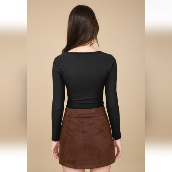 🖤🎀 Bow Detail Long Sleeve Top in Black - Picture 3 of 3